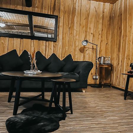 Karczma Michelle Hotel Jankowice  Luaran gambar
