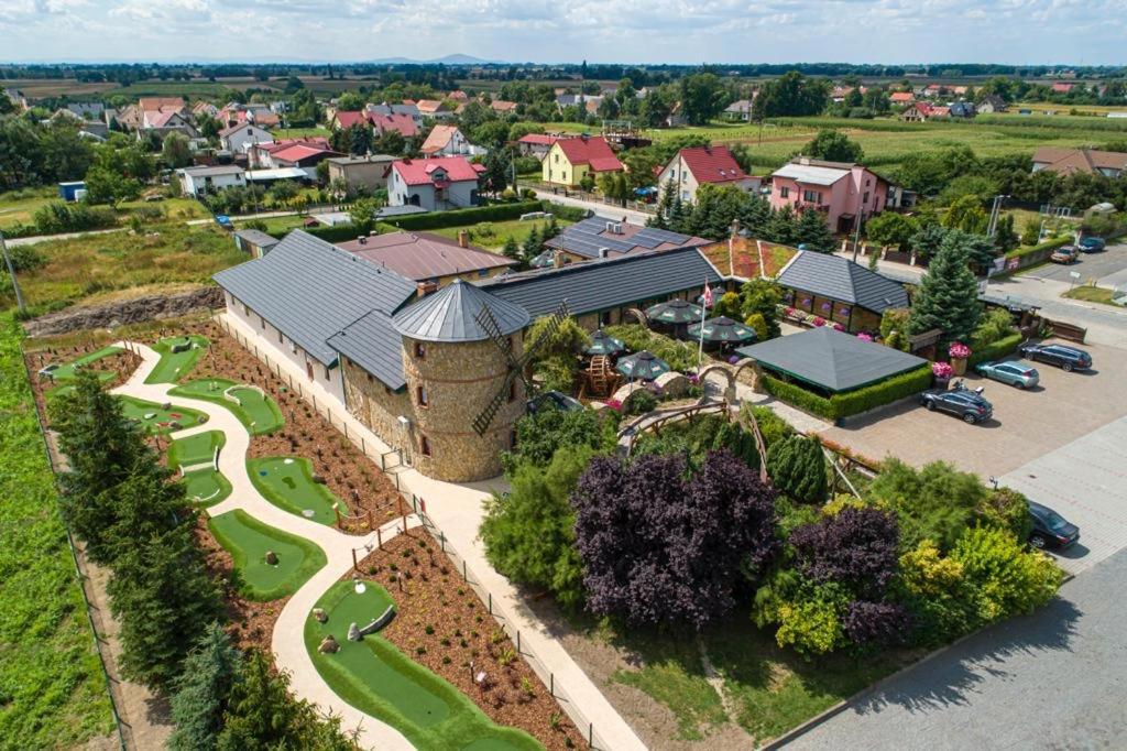 Karczma Michelle Hotel Jankowice  Luaran gambar