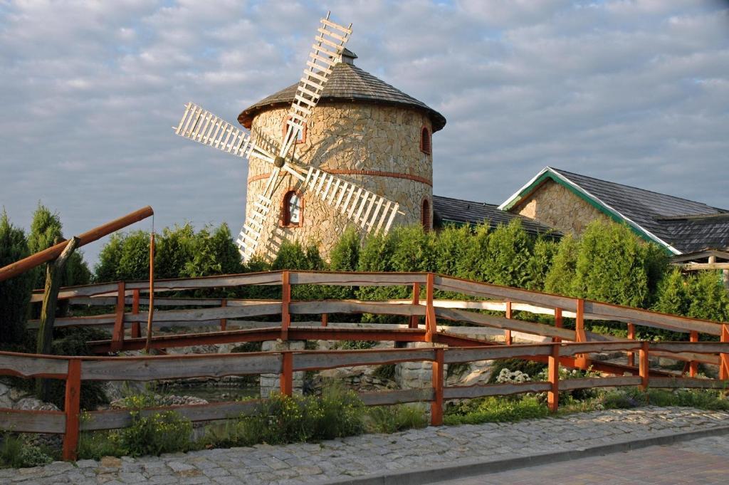 Karczma Michelle Hotel Jankowice  Luaran gambar