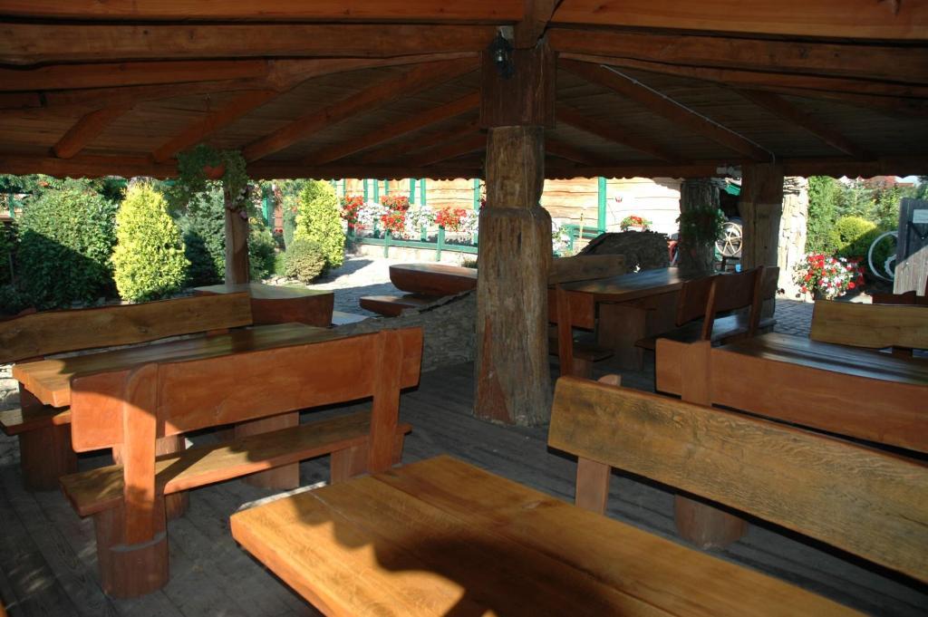 Karczma Michelle Hotel Jankowice  Luaran gambar