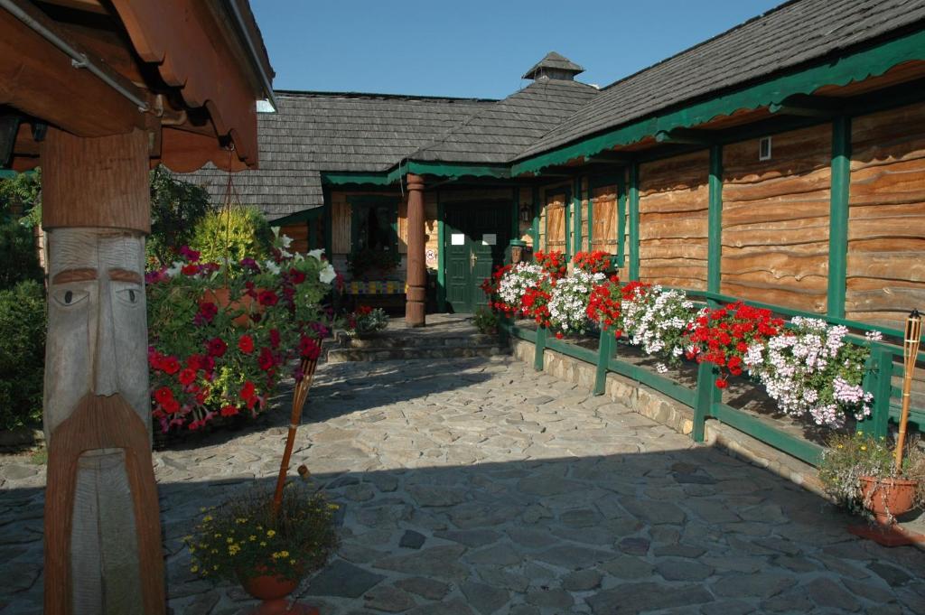 Karczma Michelle Hotel Jankowice  Luaran gambar
